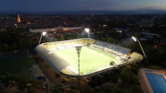 illuminazione stadio di Modena